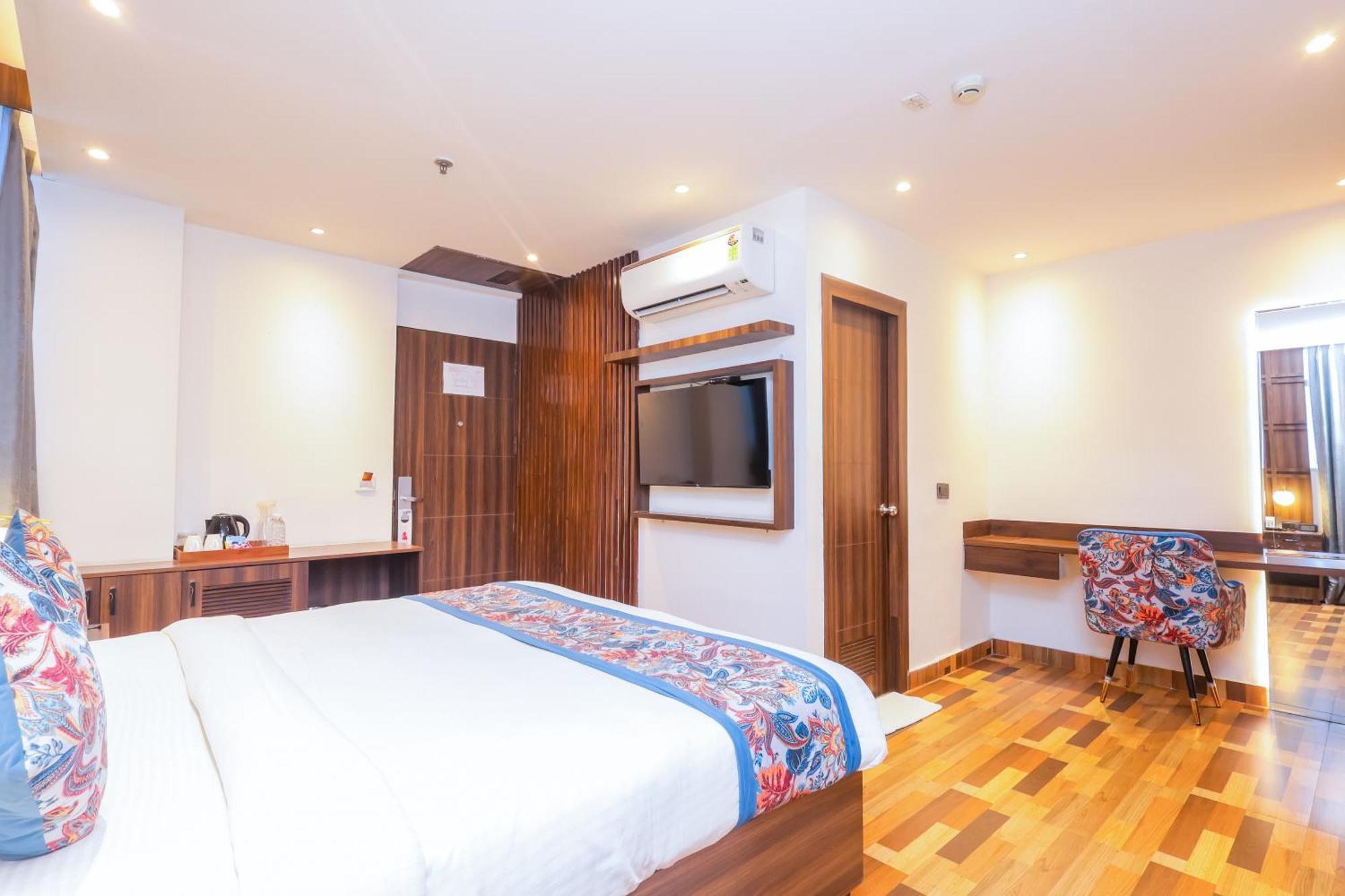 Hyphen Business Hotel 诺伊达 外观 照片