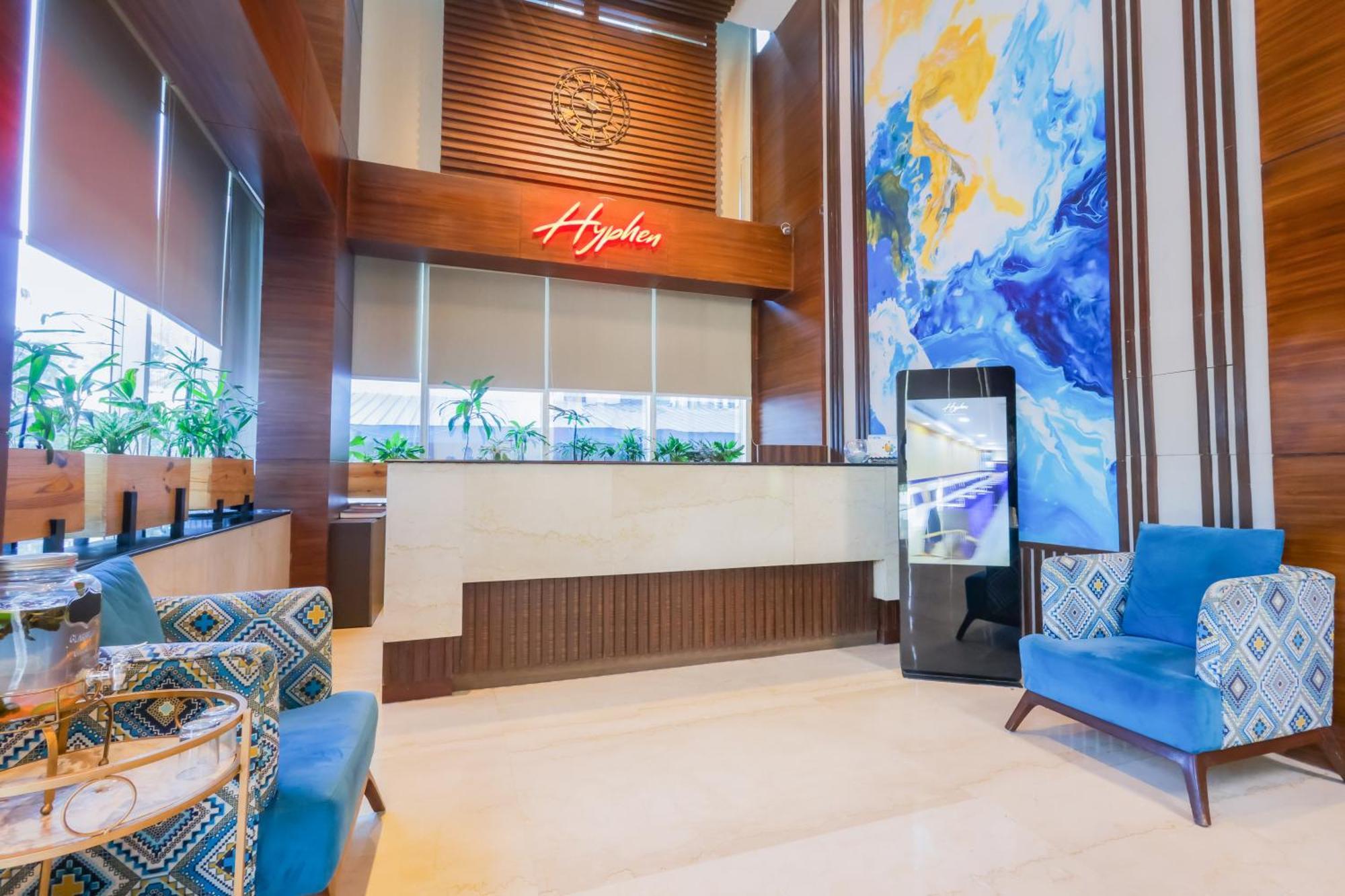 Hyphen Business Hotel 诺伊达 外观 照片