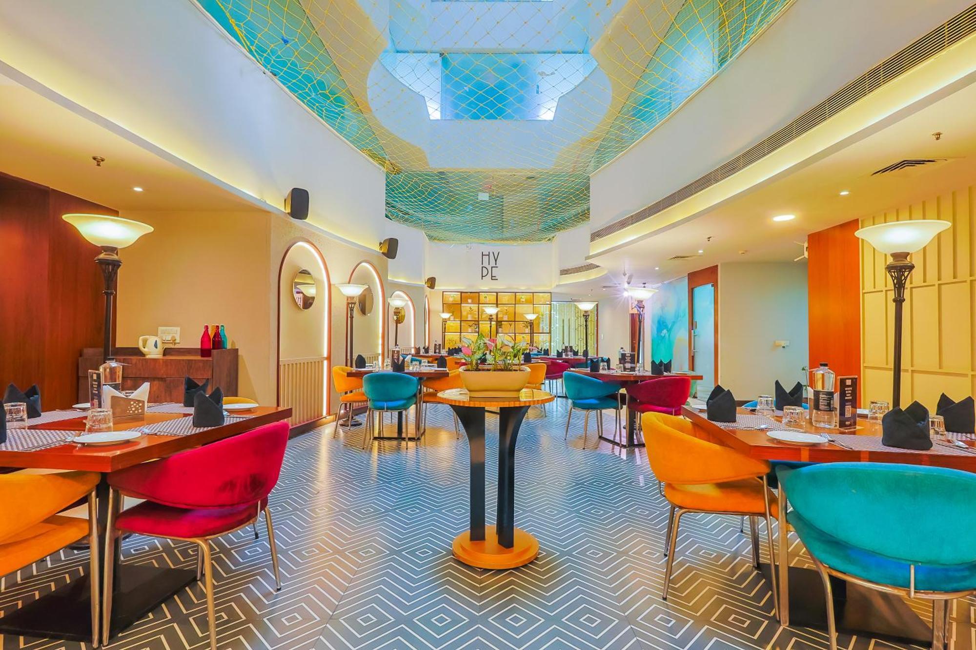Hyphen Business Hotel 诺伊达 外观 照片